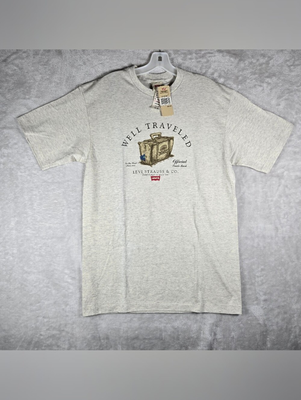 Vintage Levi's Strauss T-Shirt Size Medium M Well Traveled NWT Single Stitch